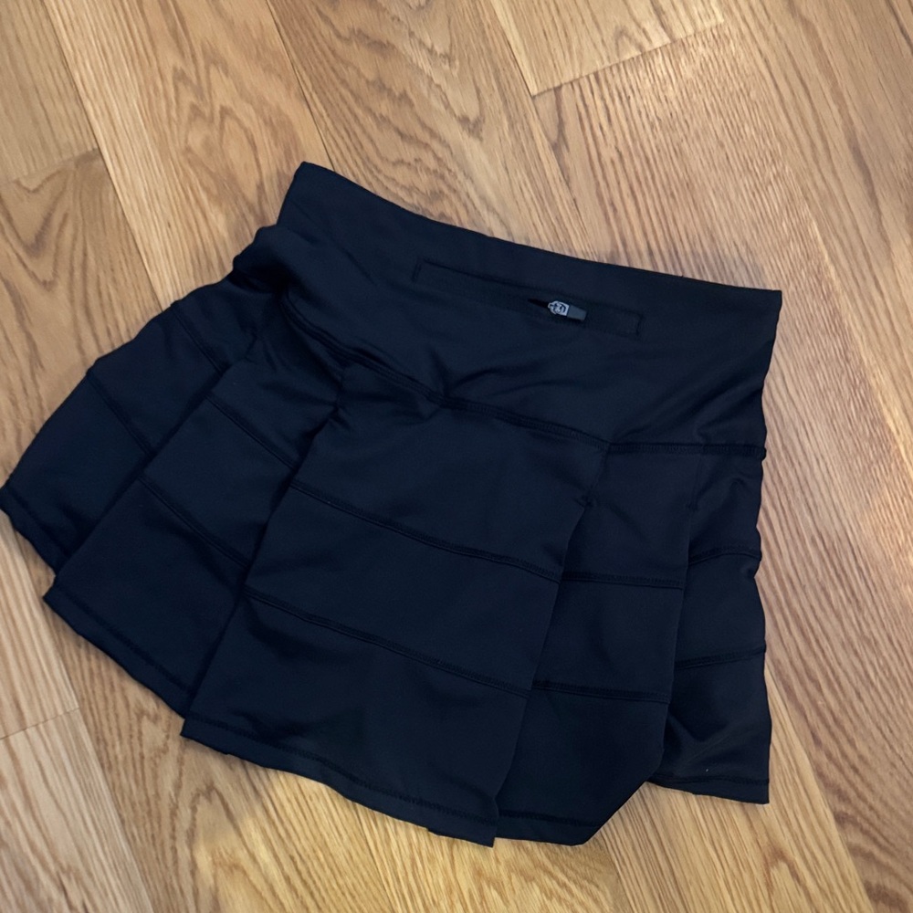 Elegant Black Women's Skorts - Picture 4 of 4